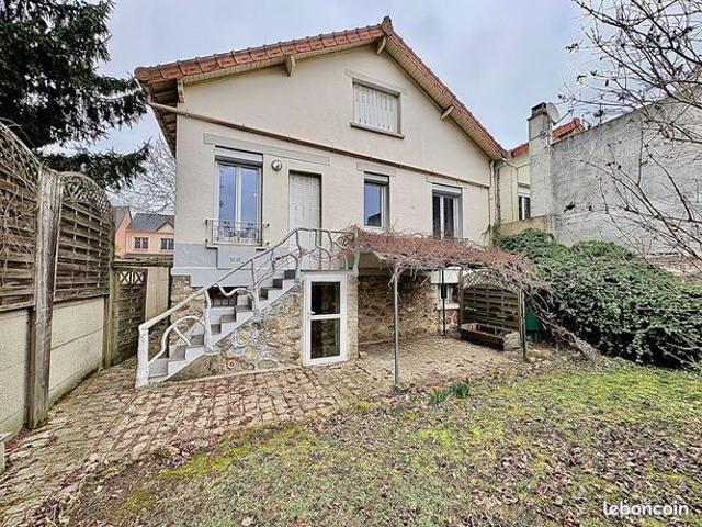 Pavillon 5 pièces 93 m²