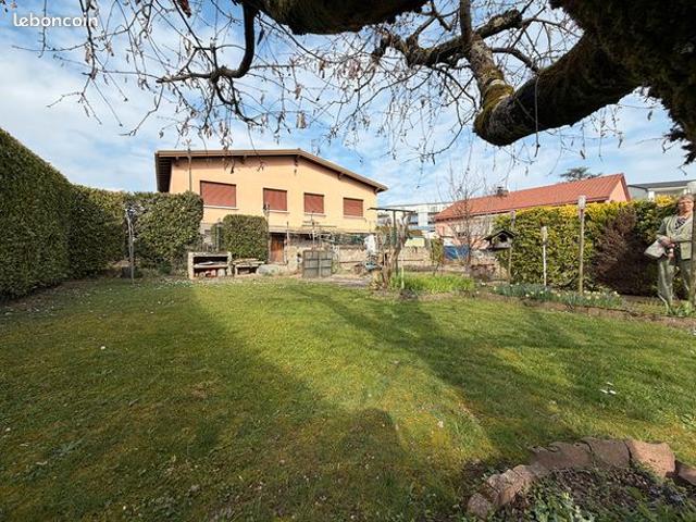 Pavillon 5 pièces 105 m²