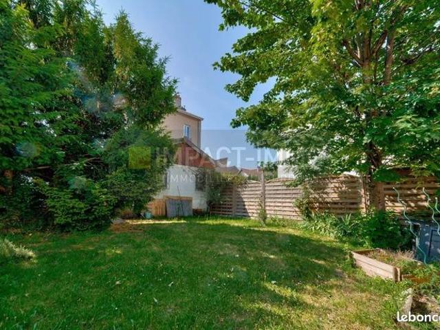 Pavillon 5 pièces 106 m²
