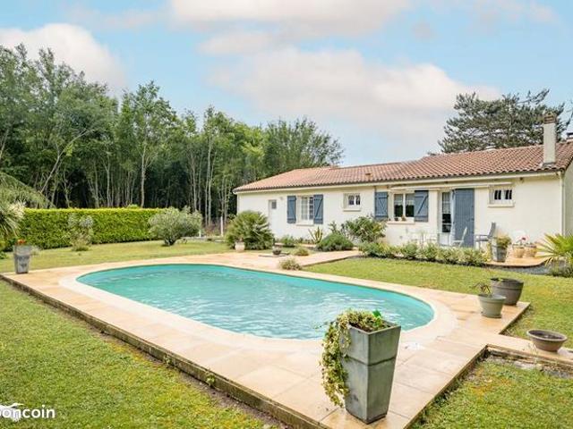 Pavillon 5 pièces 111 m²