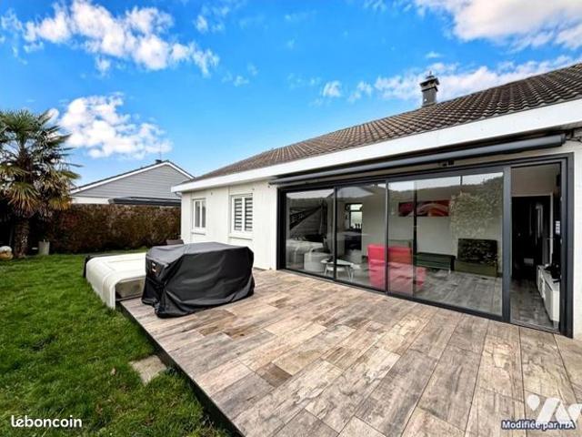 Pavillon 5 pièces 111 m²