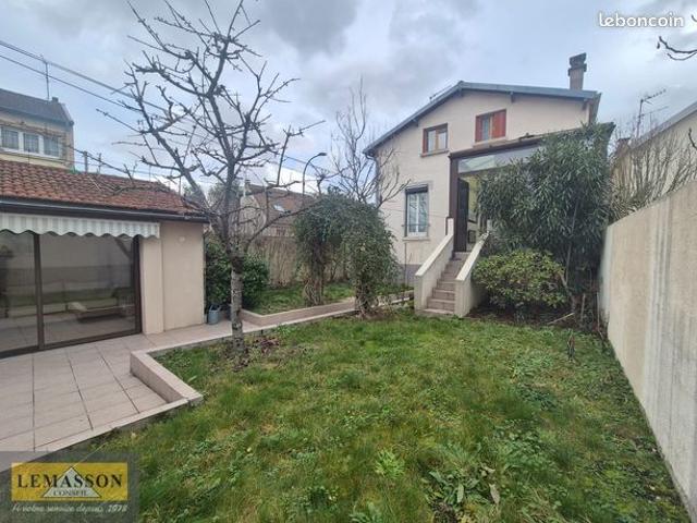Pavillon 5 pièces 113 m²