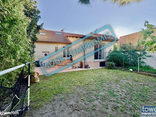 Pavillon 5 pièces 118 m²