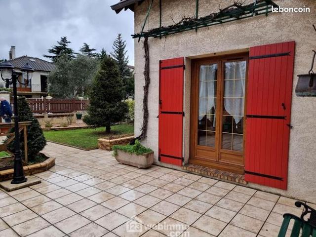 Pavillon 5 pièces 121 m²