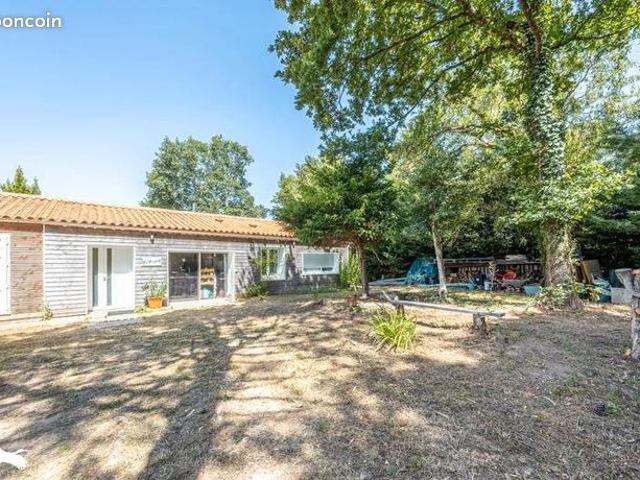Pavillon 5 pièces 121 m²