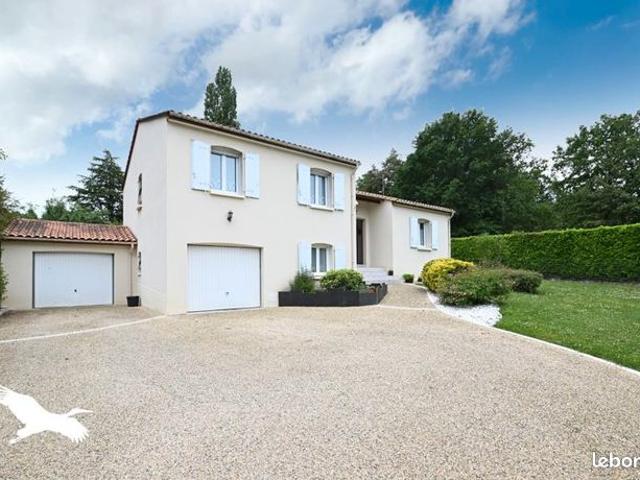 Pavillon 5 pièces 122 m²