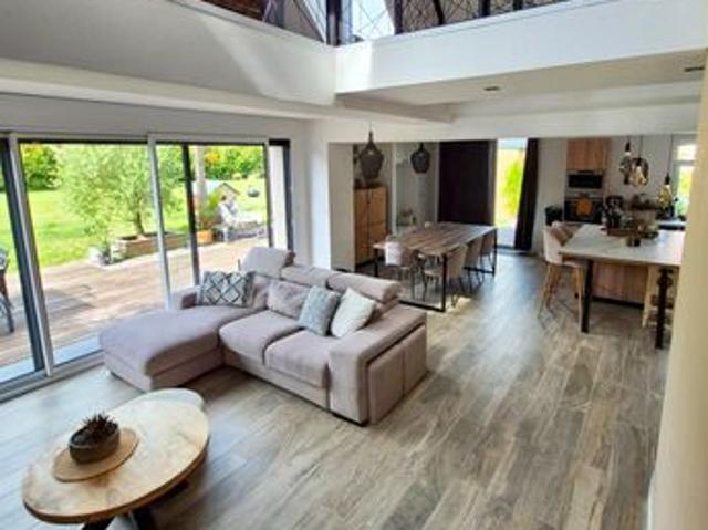 Pavillon 5 pièces 130 m²