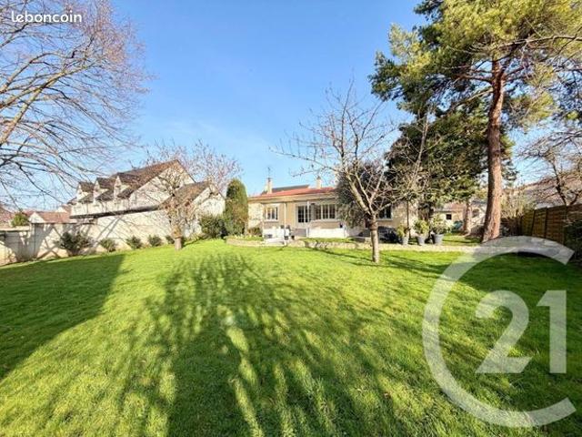 Pavillon 5 pièces 133 m²