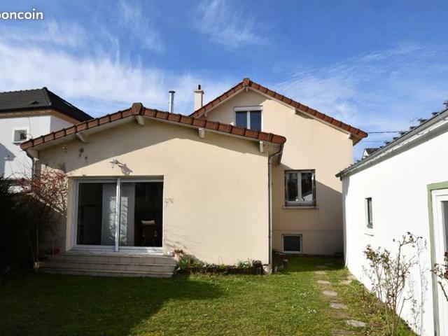 Pavillon 5 pièces 134 m²