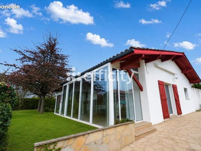 Pavillon 5 pièces 138 m²