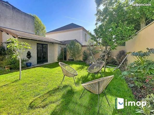 Pavillon 5 pièces 138 m²