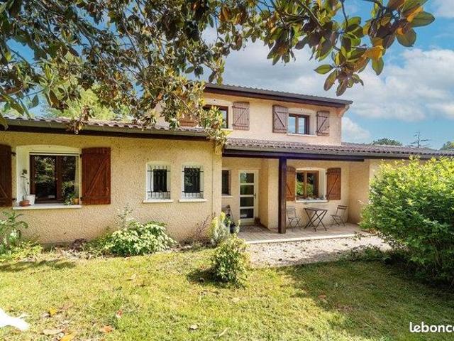 Pavillon 5 pièces 139 m²