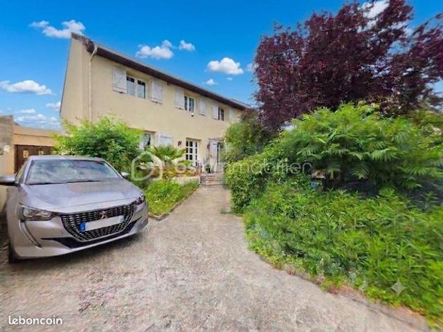 Pavillon 5 pièces 140 m²