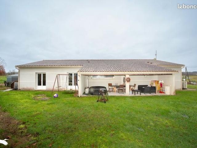 Pavillon 5 pièces 144 m²