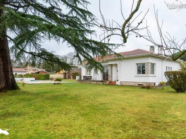 Pavillon 5 pièces 146 m²