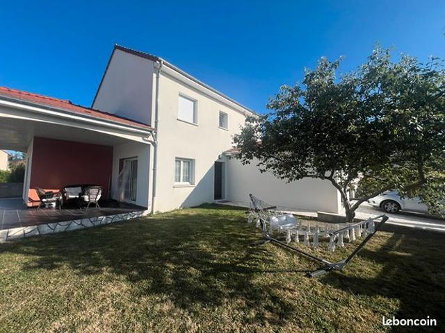 Pavillon 5 pièces 148 m²