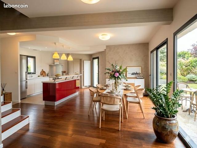 Pavillon 5 pièces 148 m²