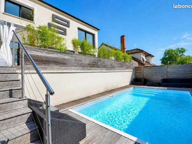 Pavillon 5 pièces 150 m²