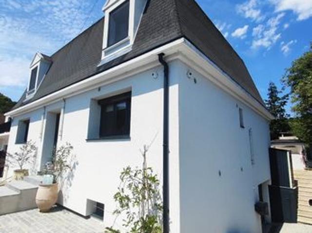 Pavillon 5 pièces 151 m²