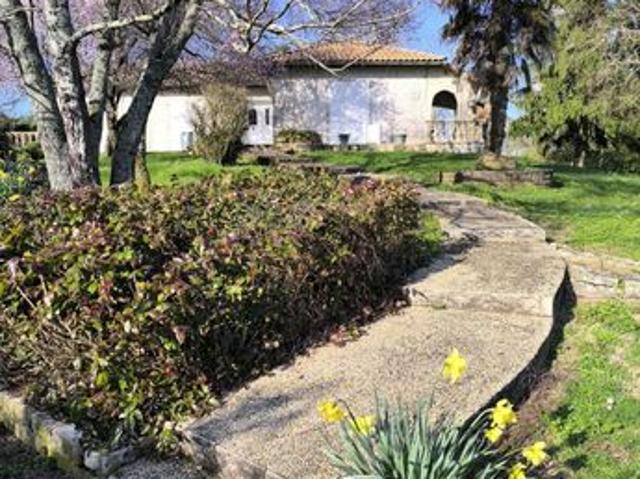 Pavillon 5 pièces 156 m²