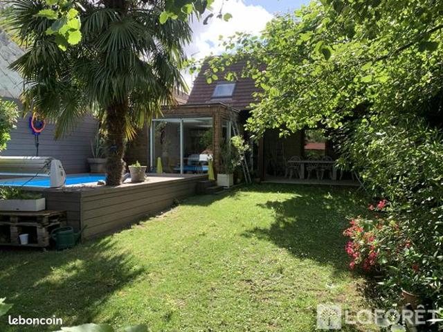 Pavillon 5 pièces 160 m²