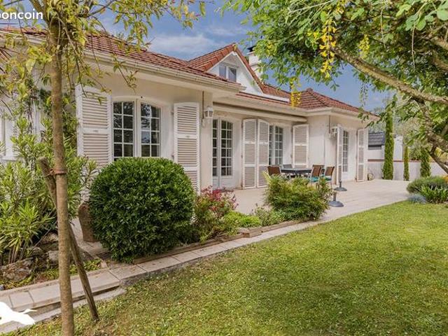 Pavillon 5 pièces 160 m²