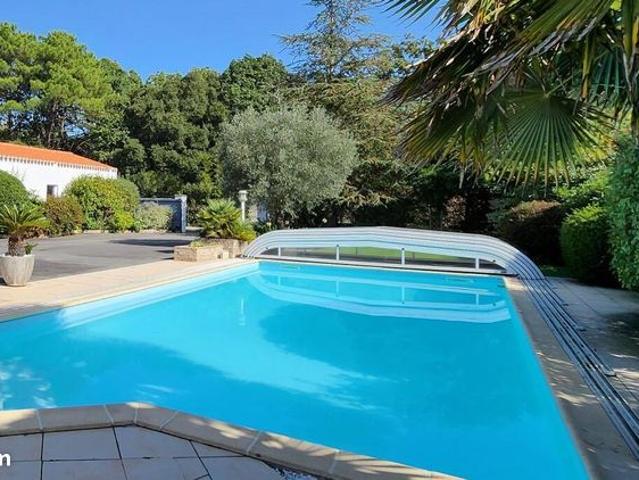 Pavillon 5 pièces 163 m²