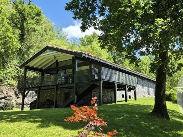 Pavillon 5 pièces 179 m²