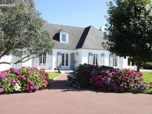 Pavillon 5 pièces 219 m²