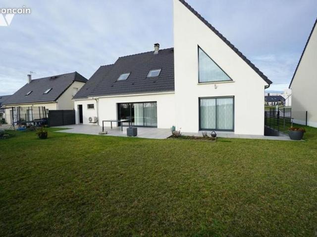 Pavillon 5 pièces 230 m²