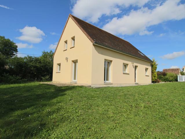 Pavillon 5 pièces terrain 1095 m2