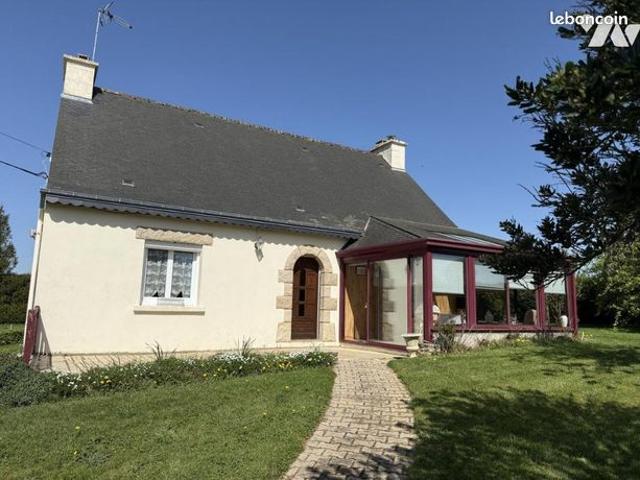 Pavillon 68 m² PLOUGUENAST
