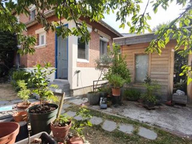 Pavillon 6 pièces 64 m²