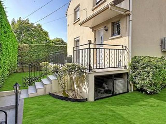 Pavillon 6 pièces 100 m²