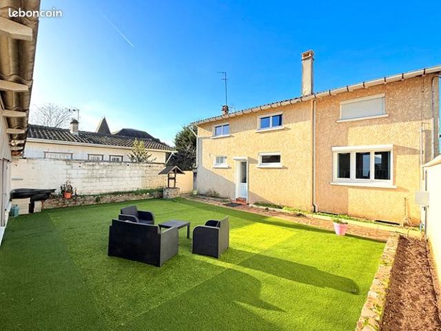 Pavillon 6 pièces 100 m²