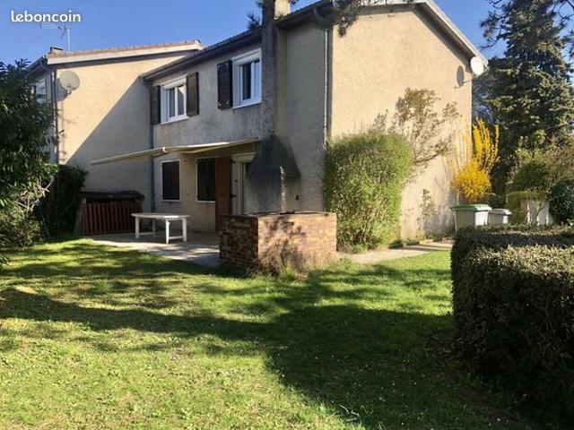Pavillon 6 pièces 100 m²