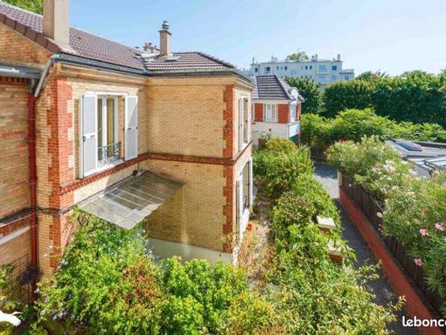 Pavillon 6 pièces 103 m²