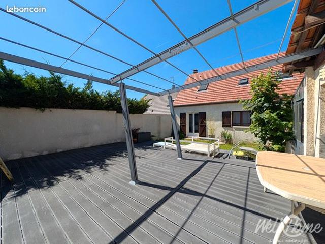 Pavillon 6 pièces 105 m²
