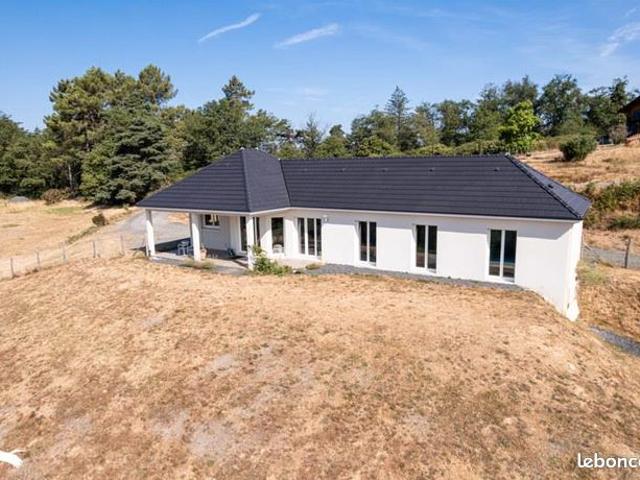 Pavillon 6 pièces 106 m²