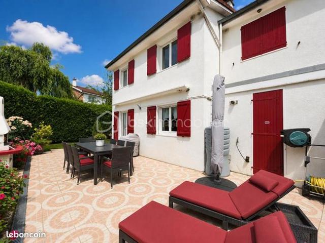 Pavillon 6 pièces 115 m²
