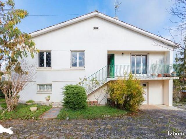 Pavillon 6 pièces 121 m²
