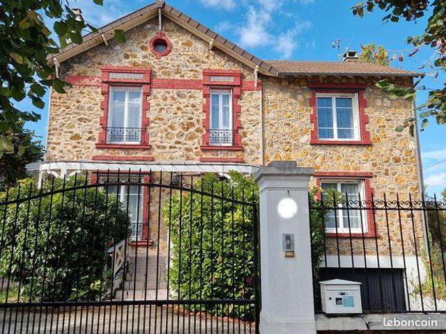 Pavillon 6 pièces 130 m²