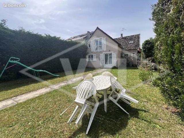 Pavillon 6 pièces 130 m²