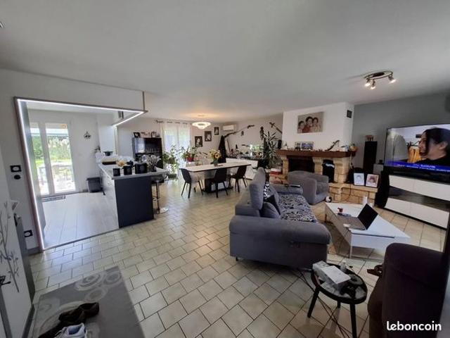 Pavillon 6 pièces 130 m²