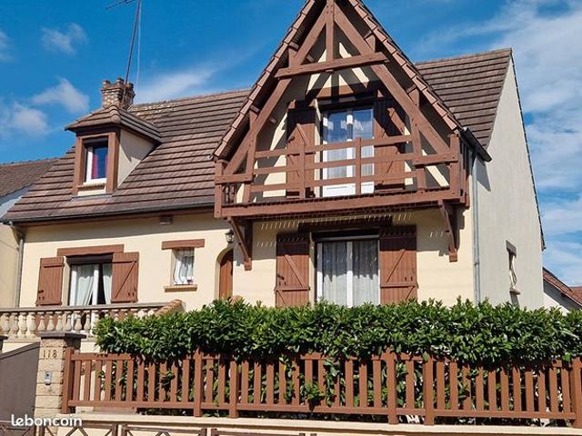 Pavillon 6 pièces 130 m²