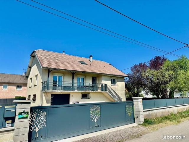 Pavillon 6 pièces 130 m²