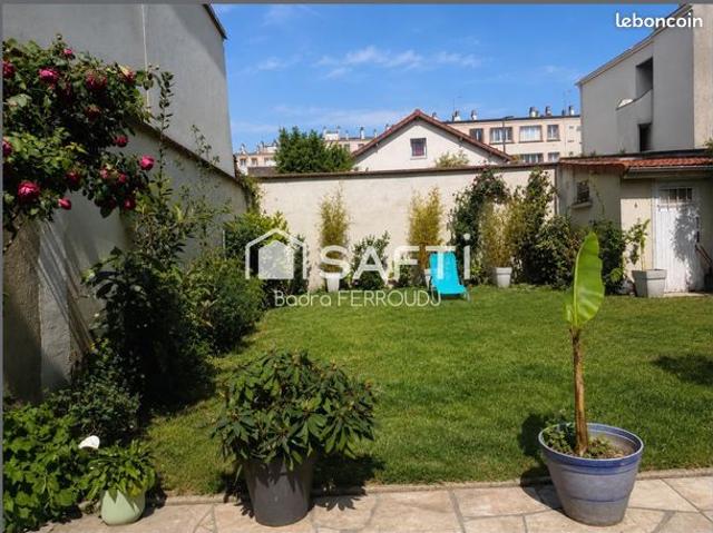 Pavillon 6 pièces 130 m²