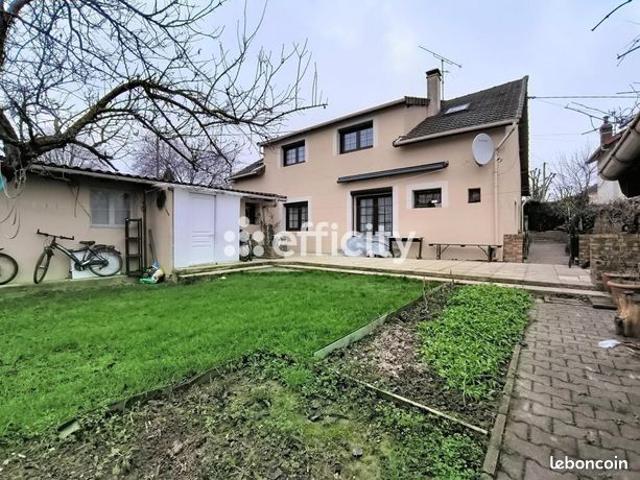 Pavillon 6 pièces 134 m²