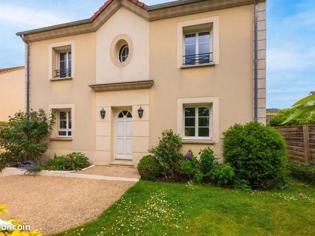Pavillon 6 pièces 134 m²