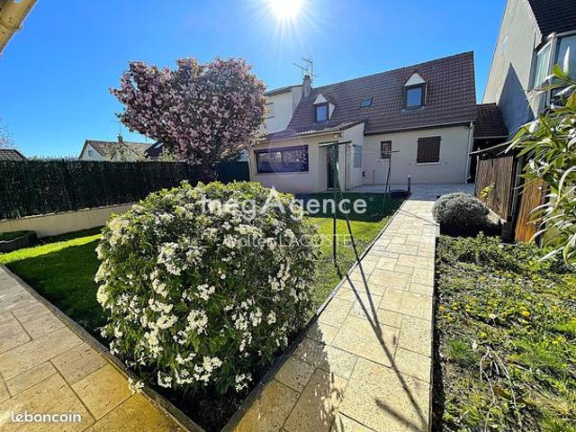 Pavillon 6 pièces 145 m²